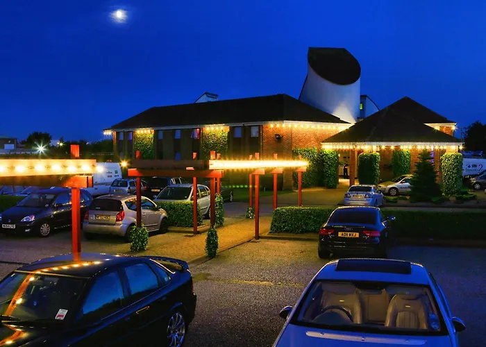 Damon\'S Hotel