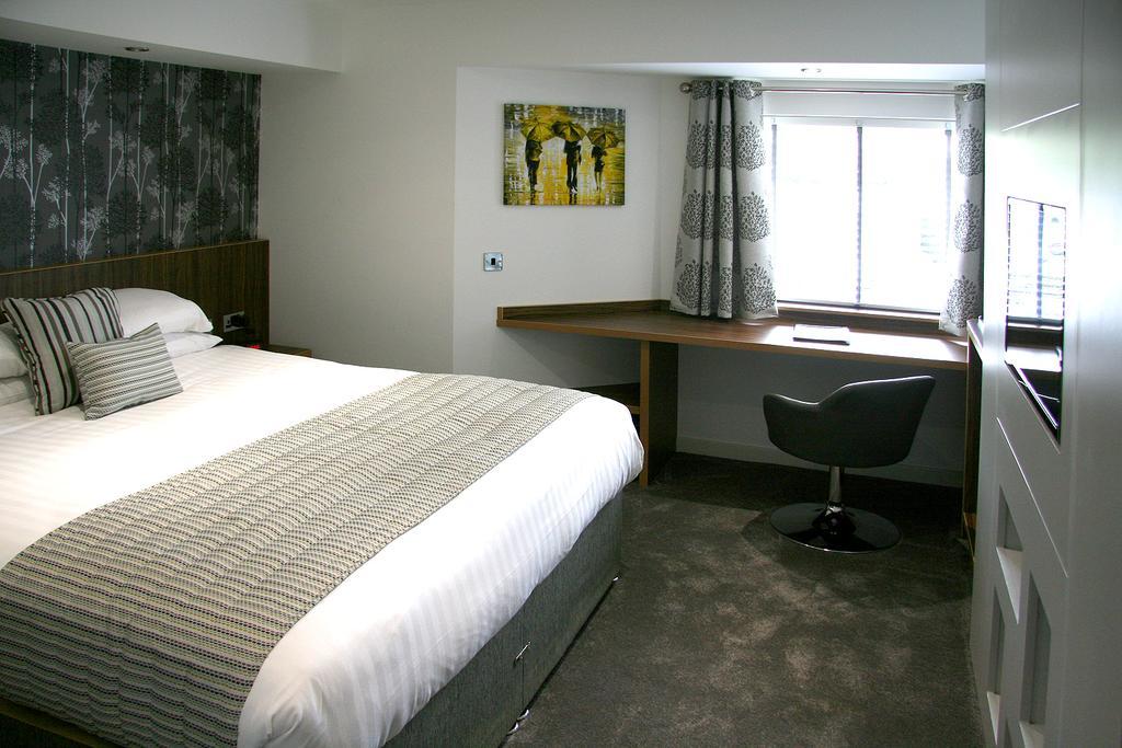 Hotel Damon's 4*